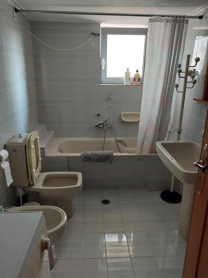 Passatempo Casa - 3 Bedroom Apartment Close To The Swimming Pool Gerani  Buitenkant foto