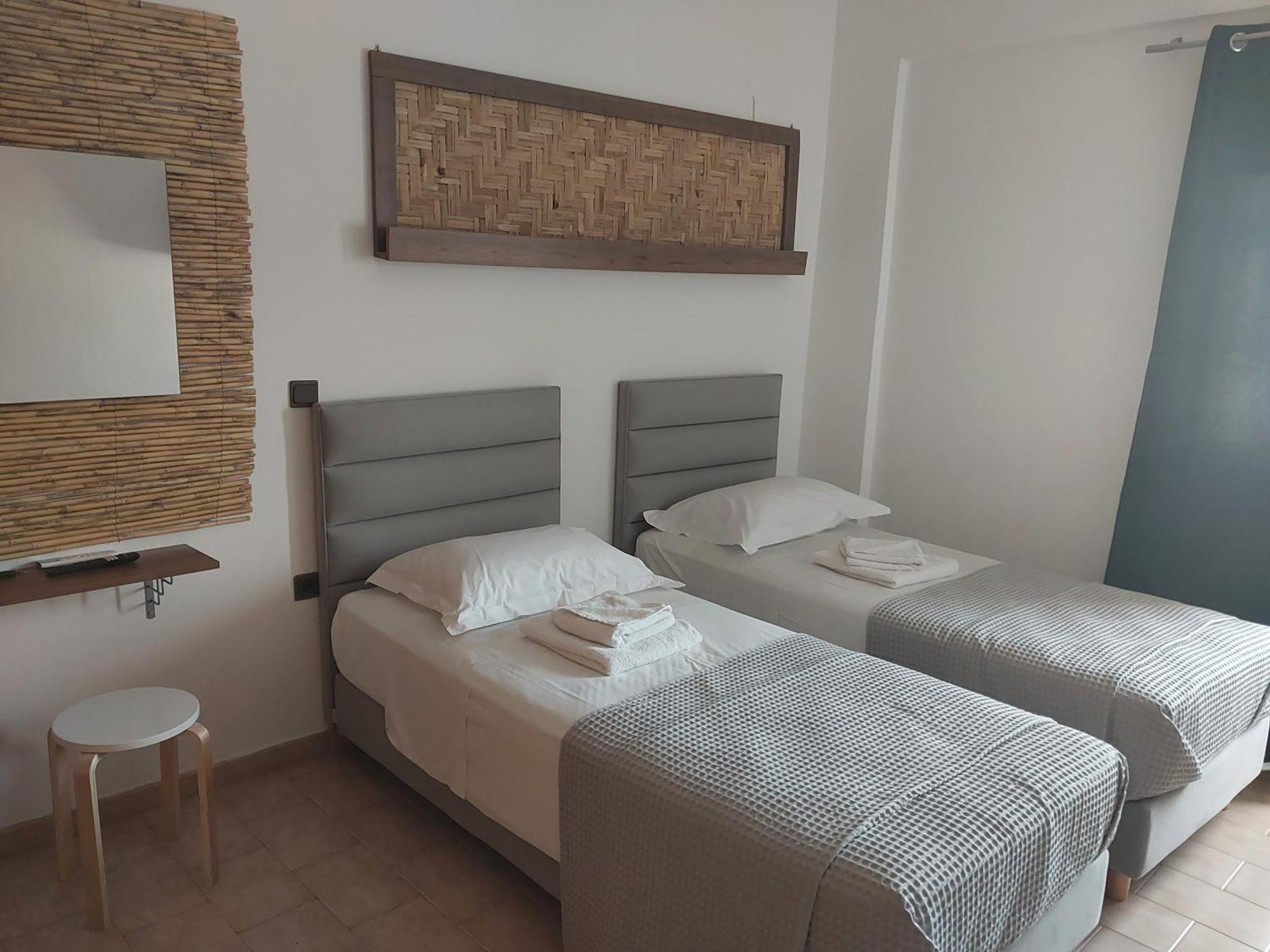 Passatempo Casa - 3 Bedroom Apartment Close To The Swimming Pool Gerani  Buitenkant foto